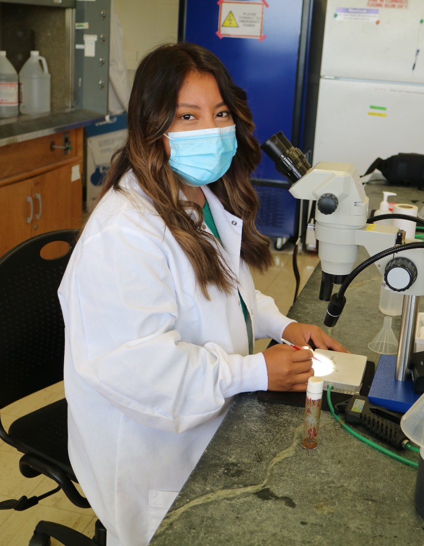 Abigail Gutierrez in the lab - biology